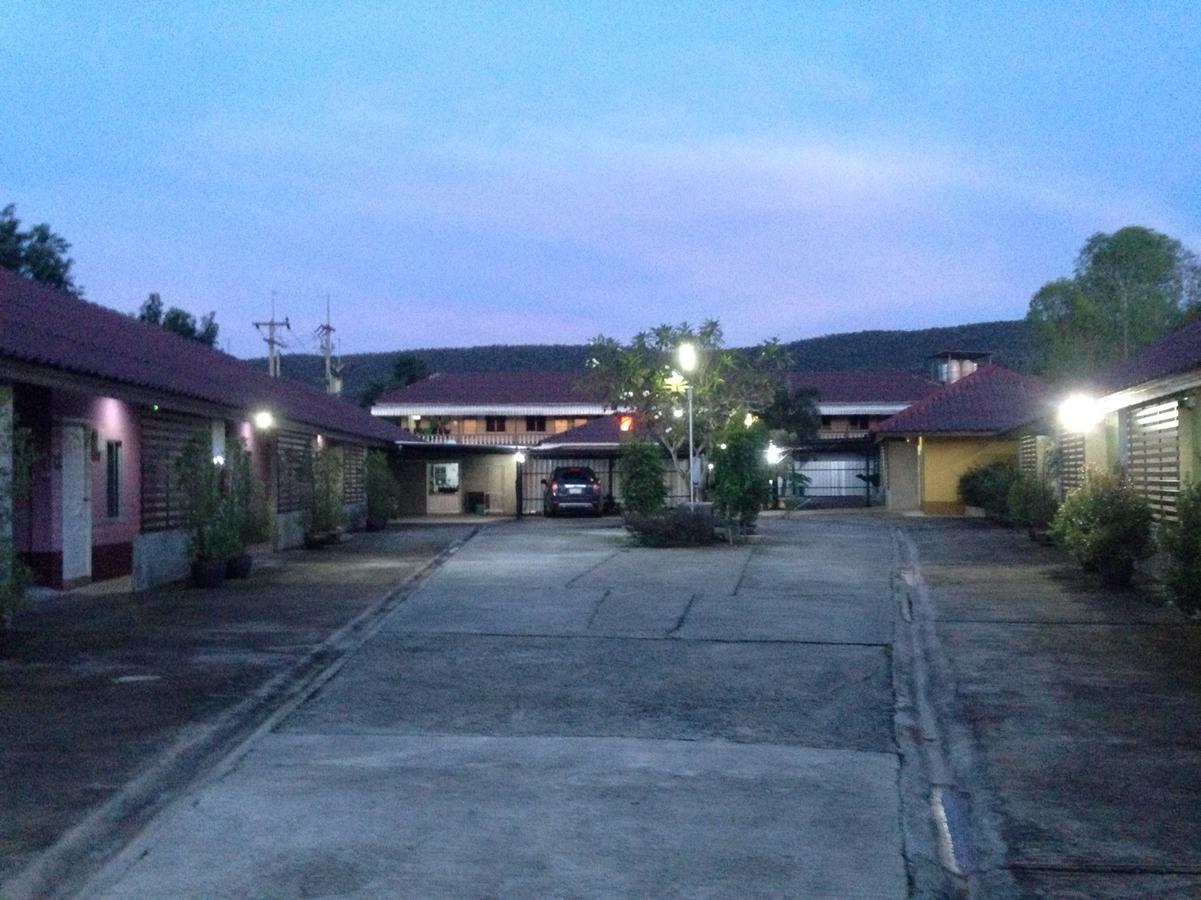 Rada Phan Ban Pa Ruak エクステリア 写真